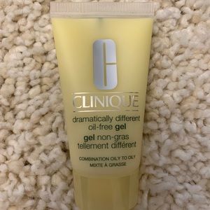 *2/$15* BRAND NEW! Clinique Dramatically Different